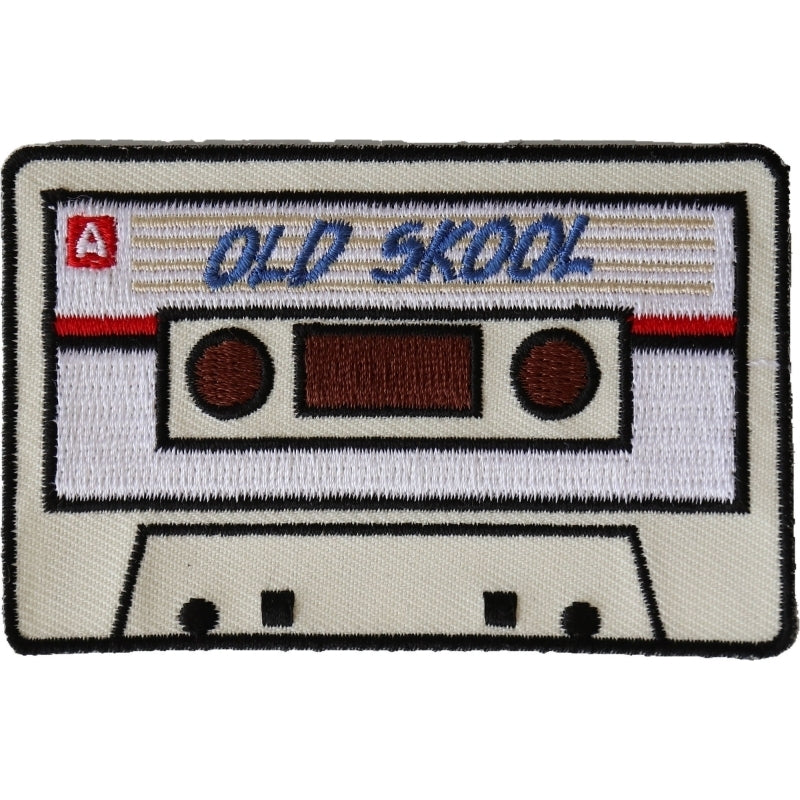 P5946 Old Skool Radio Cassette Novelty Iron on Patch  Thunderbird Speed Shop