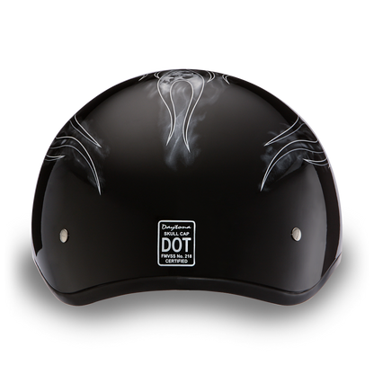 D6-SFS D.O.T. DAYTONA SKULL CAP - W/ SKULL FLAMES SILVER  Thunderbird Speed Shop