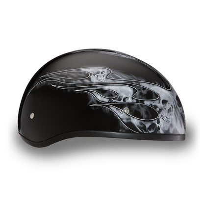 D6-SFS D.O.T. DAYTONA SKULL CAP - W/ SKULL FLAMES SILVER  Thunderbird Speed Shop